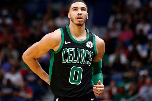 中表现尤为 中表现尤为