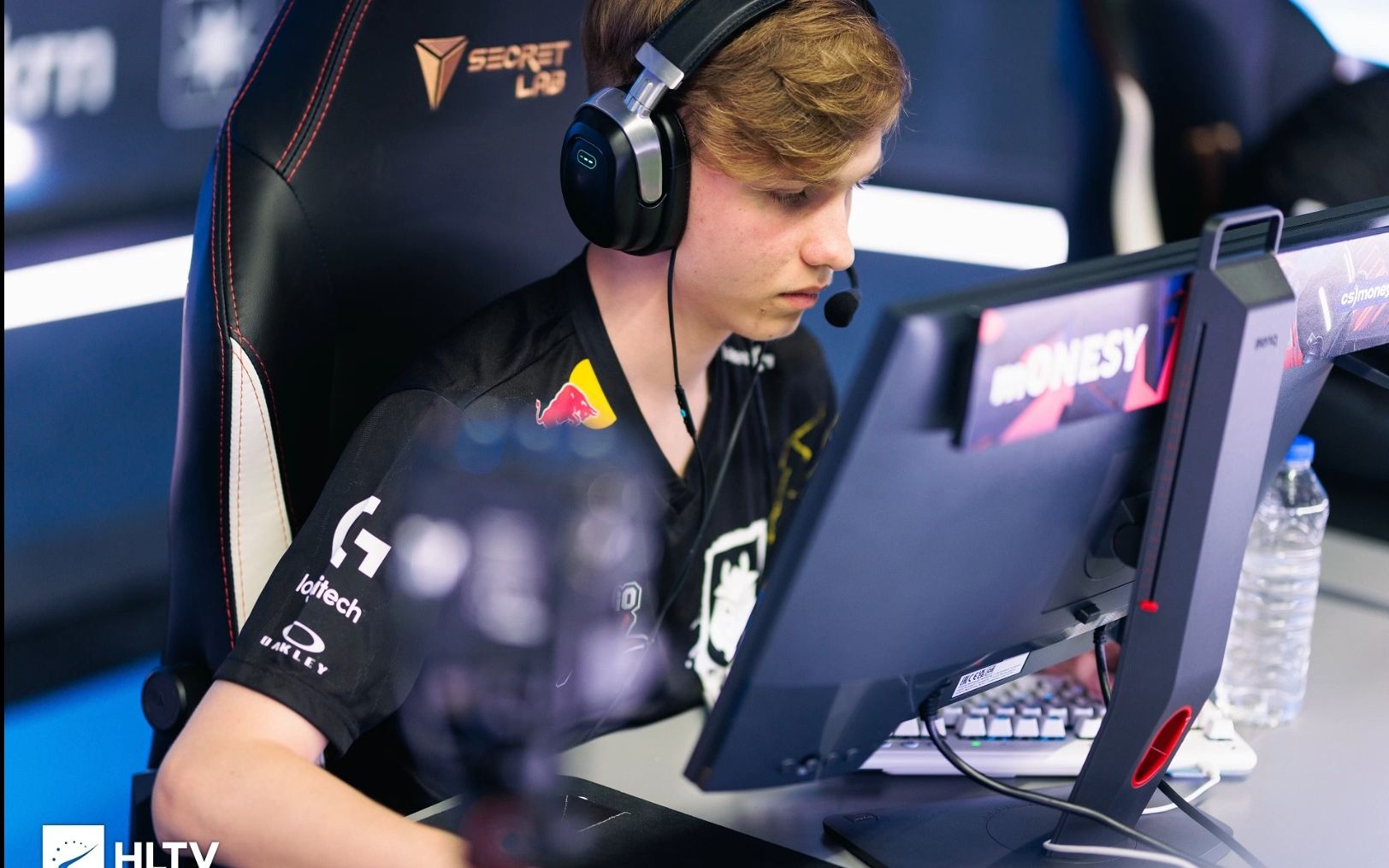 还要时刻调 还要时刻调